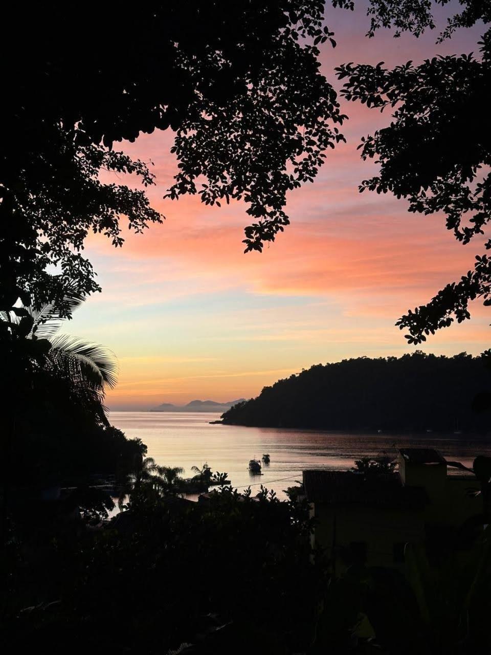 Chales Paris Paraty Bagian luar foto